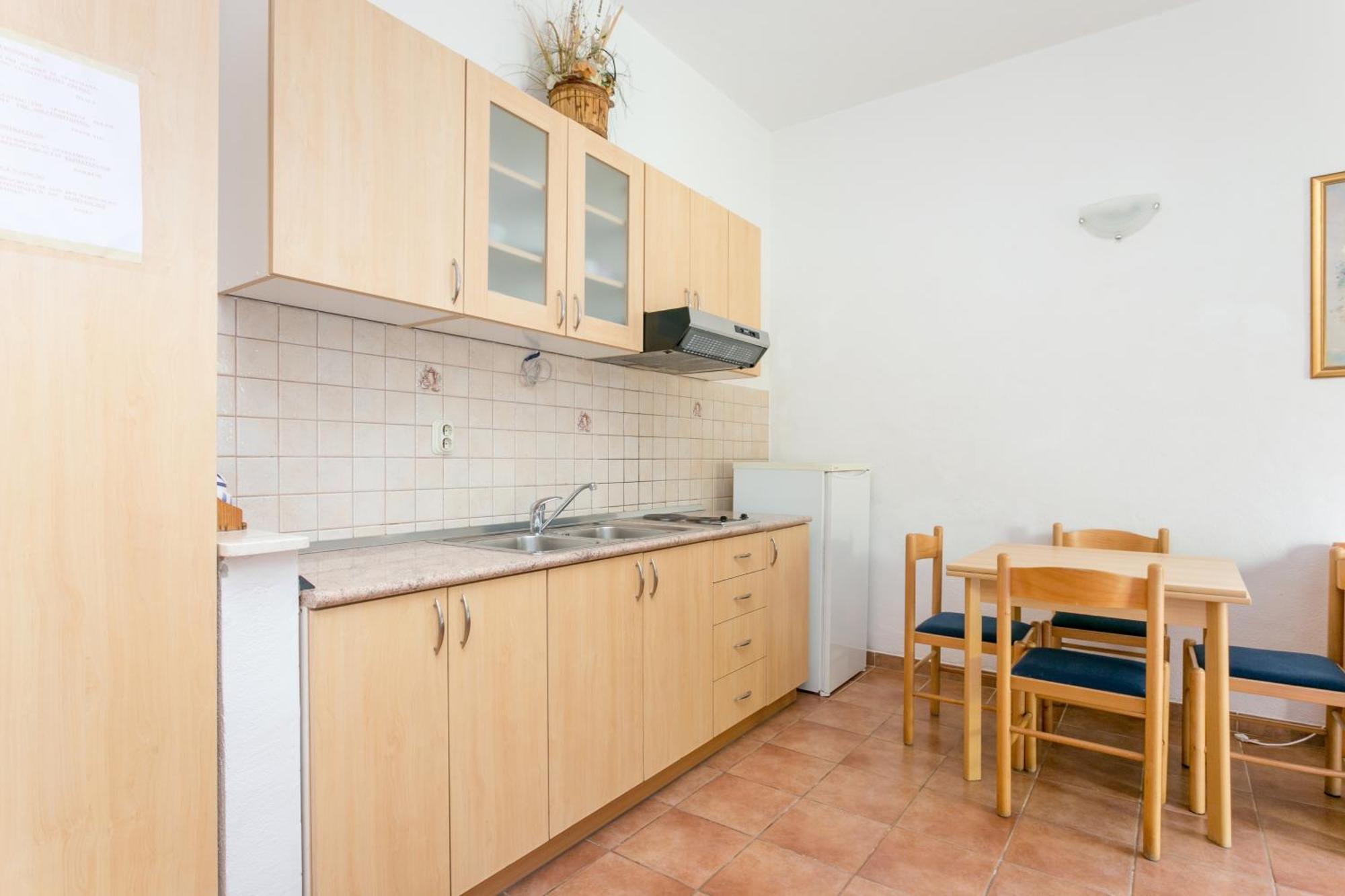 Apartments By The Sea Baska Voda, Makarska - 300 部屋 写真